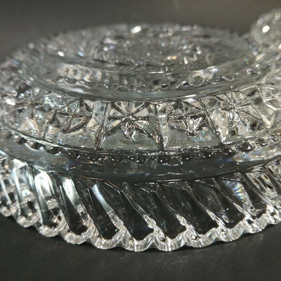 2 Vintage Fostoria Virgina Clear 5.5" Candy Bowls or Jewelry Dishes *Crack* - Picture 3 of 15